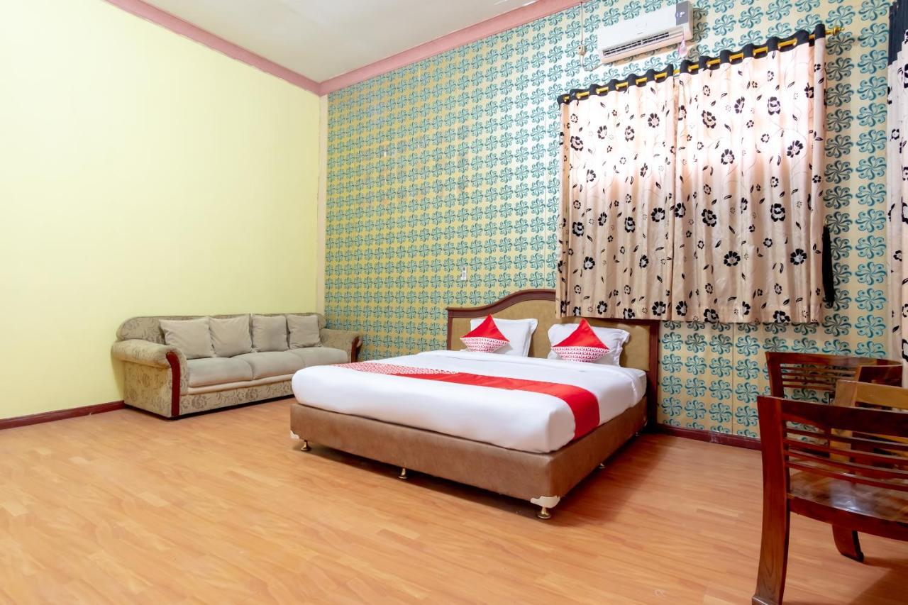 โอโย 2777 สลีปโอเวอร์ เซ เซรายู Hotel เมดาน ภายนอก รูปภาพ